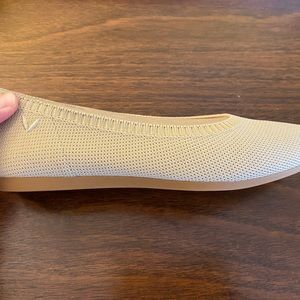 Vivaia flats size 5